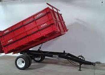 Carreta agrícola basculante de madeira Carreta agrícola basculante de madeira