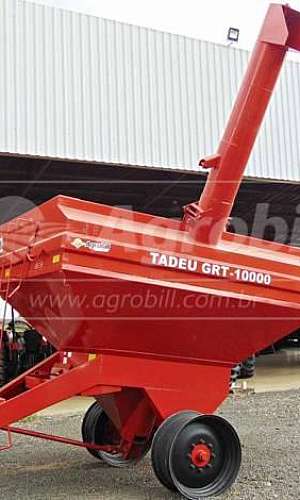 Carreta graneleira para trator Carreta graneleira para trator