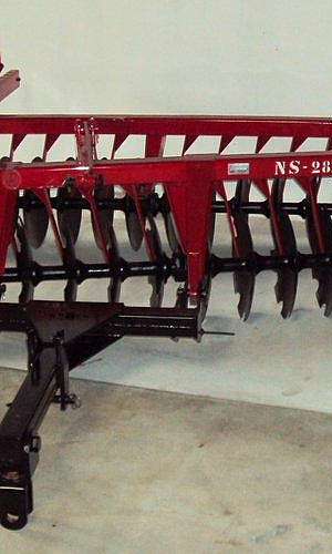 Grade niveladora de 28 discos Grade niveladora de 28 discos