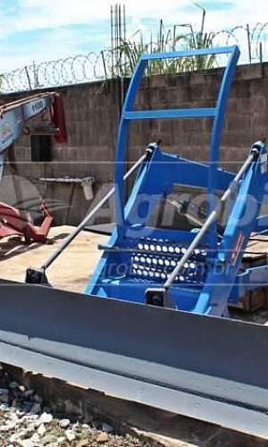 Implementos para tratores agrícolas Implementos para tratores agrícolas