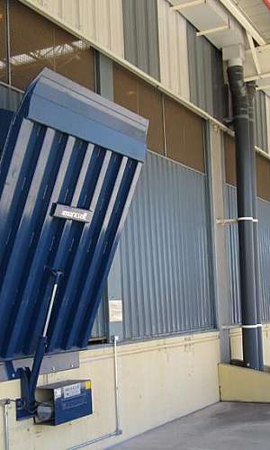 Niveladora de doca manual frontal Niveladora de doca manual frontal